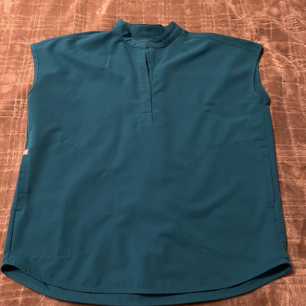 Figs Pacific Blue Rafaela Scrub Top!